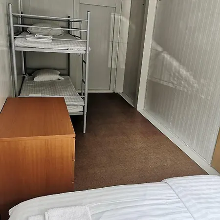 호스텔 Zdroj